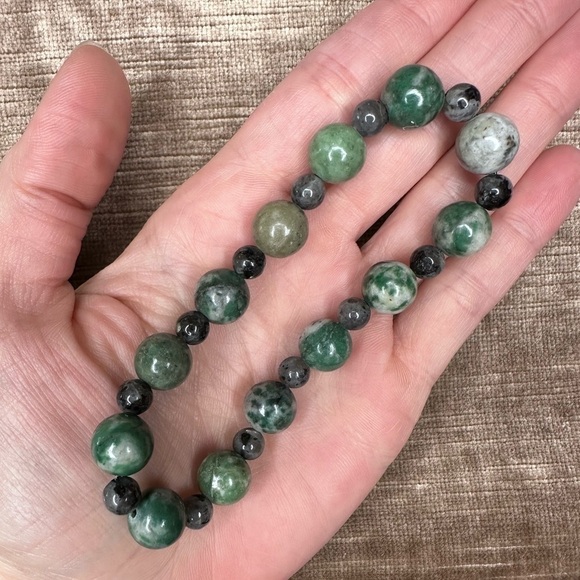 Agate 10mm Laborite 6mm stretch bracelet handmade green grey - Picture 1 of 4